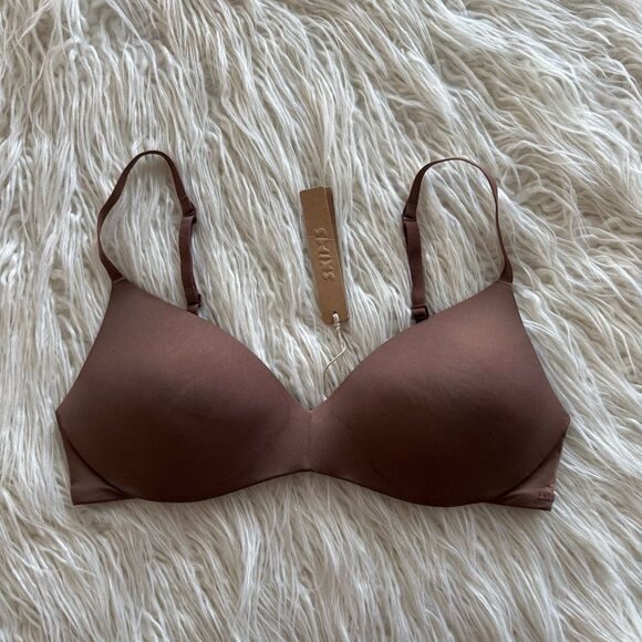 SKIMS Other - Skims Wireless Form Push Up Plunge Bra Jasper Size 34B